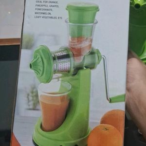 Fruit and Vegetable Juicer