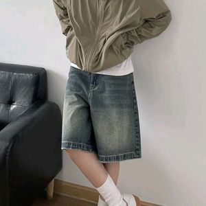 SALEEE !!! PINTEREST SHORT JEANS