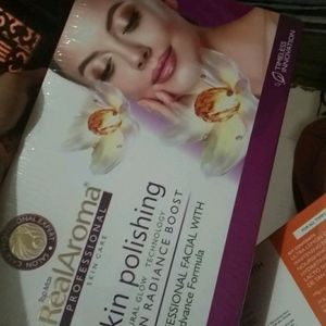 Real Aroma Skin Polishing Facial Kit