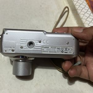 Canon Powershot A450 Camera 5 Mega Pixels