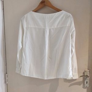 Uniqlo Beautiful Top