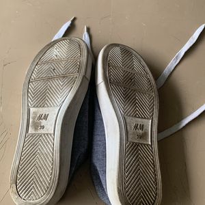 Fixed Price H & M   Shoes With White Lace