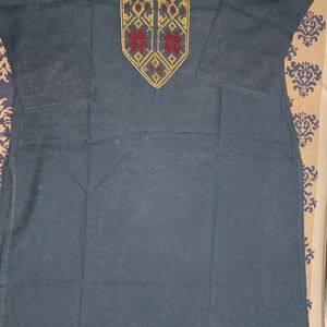 Women Grey Embroidered Kurti