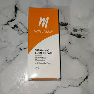 Myglamm Vitamin C Lumi Cream