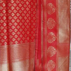 Ethnic Motifs Woven Design Zari Saree