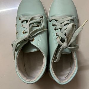 Women’s Casual Shoes Star Cut