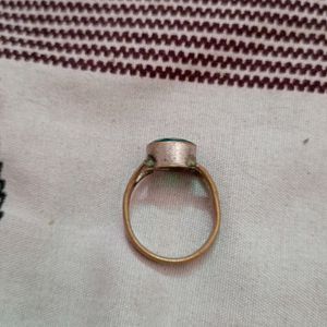 GREEN ONYX RING IN BRONZE