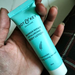 Dot And Key Hyaluronic Body Lotion