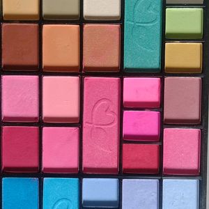 Eyeshadow Palette Unused