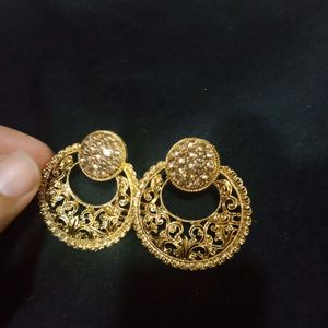 earings golden round