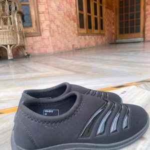 Bata Black Casual Shoes