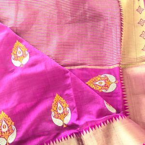 Pink Embroided Saree&Blouse(Women’s)