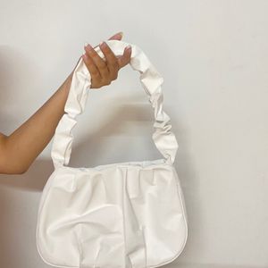 White shoulder bag