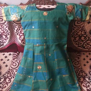 green kurta