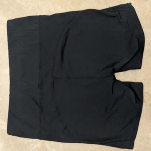 Black Shorts For Gym And Yoga (Gym Tights)