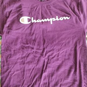 Champion Tshirt (M size)