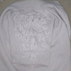 White Plain Embroidered Sleeved Top