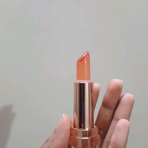 Colour Changing Lipstick