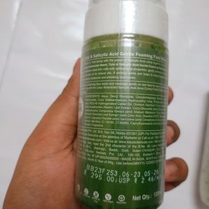 Lotus Neem Tulsi & Salicylic Acid Face Wash 😍