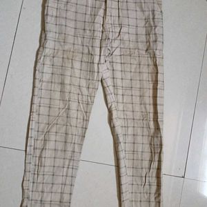 Light Weight Trouser