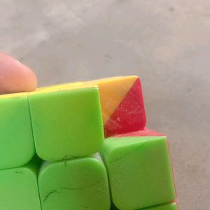 Rubik Cube 1 Piece Missing