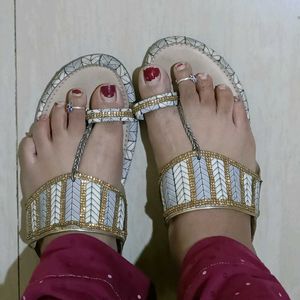 White Kolhapuri Stylish Slippers For Women