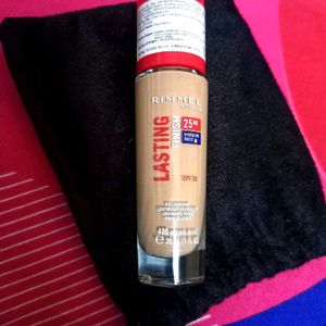 Rimmel London Long-lasting Foundation 25hrs