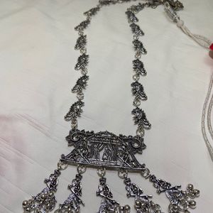 Art Necklace Set