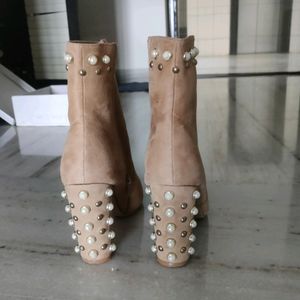 Beige Beaded Boots In Suede.