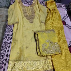 Women Kurti Salwar And Embroidery Dupatta Suit