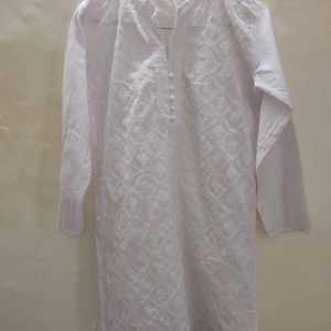 Short White Kurti For Girls..