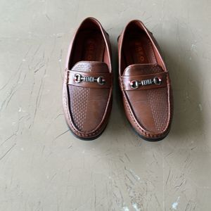 Fixed Price Loafers For Kids Age 8-10