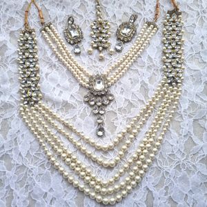 132. Ivory Kundan Bridal Set