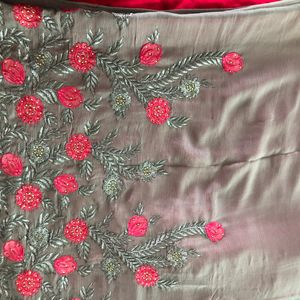 Grey&Pink Embroided Saree&Blouse(Women’s)