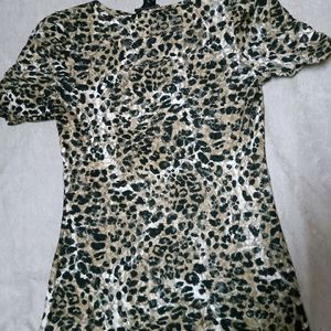 Leapord Print/Net Tshirt For Girls/Women