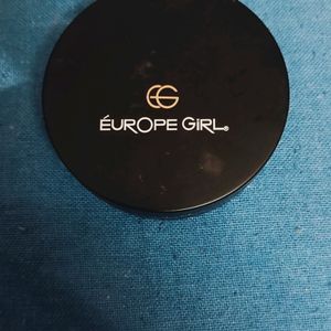 Europe Girl Natural Beige Shade Waterproof Compact