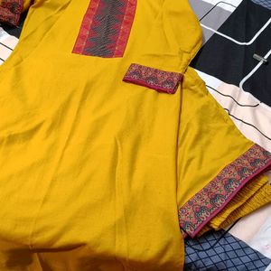 Mustard Suit Pant Set With Dupatta