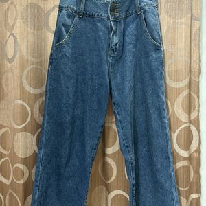 Max Mom Fit Jeans