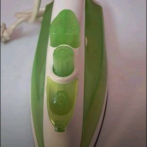 Amway Torr Futuristic Steam Iron.