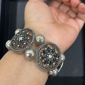 Stretchable Bracelet