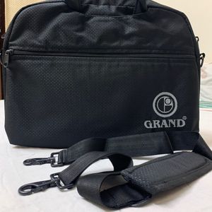 🆕Grand Black Laptop Bag