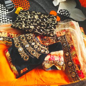 No रिटर्न्स Party wear Sari Orange And Crem Mixs B