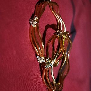 1 Pair Of Golden Bangles