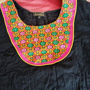 Women Black Kurta