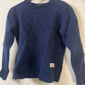 Blue Pullover