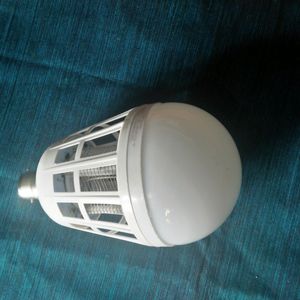 Mosquito Bulb Warrior Blue Light