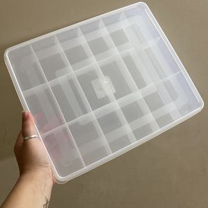 TRANSPARENT COMPARTMENT BOX