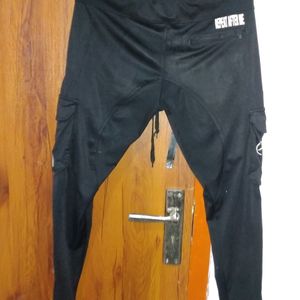 MEN TRACK PANT