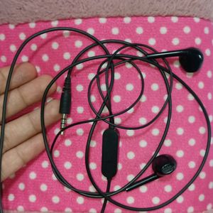 Earphone