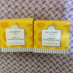 😍Pack Of 2 😍Dot And Key Vitamin C Moisturizer..